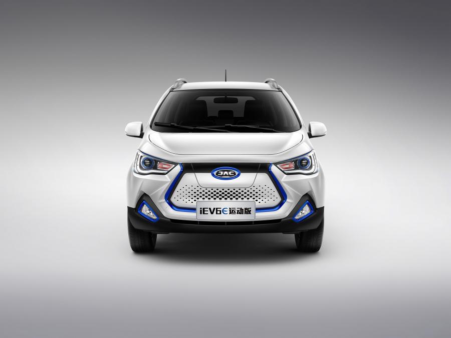  JAC iEV6E Sport 2018 года  (фото 3 из 3)